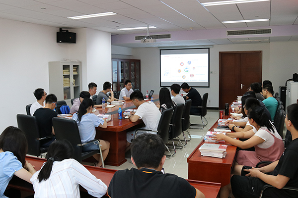 石大科学技术研究院成功举办研究生课题组建团工作与技术交流会