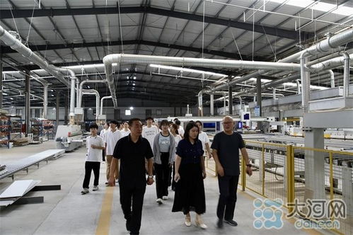 双向奔赴 鲁山县“万名学子进千企”与“百家企业进校园”活动启动，搭建产教融合新桥梁